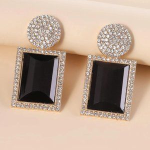 BLACK RHINESTONE STUD EARRINGS